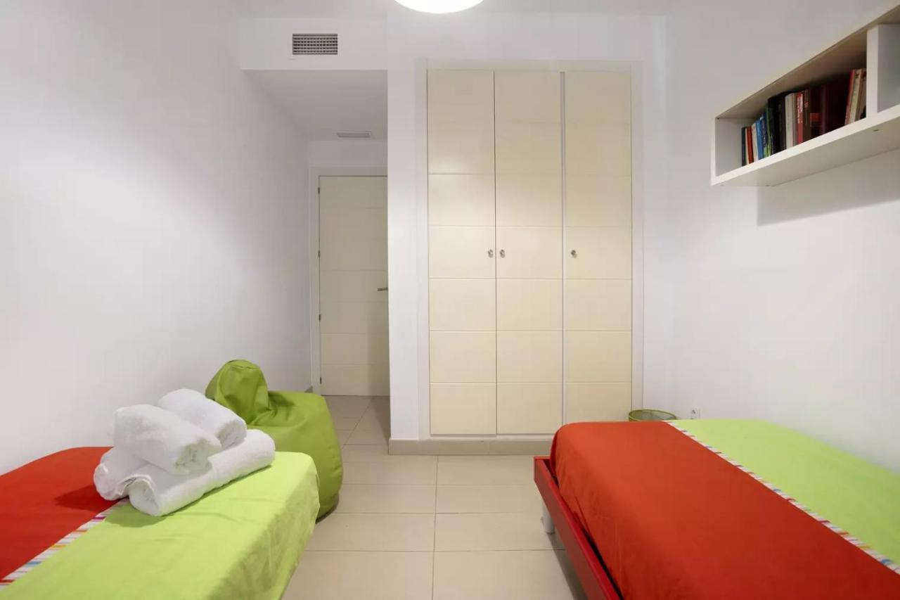 Malaga Campus Apartment Parking Included Dış mekan fotoğraf